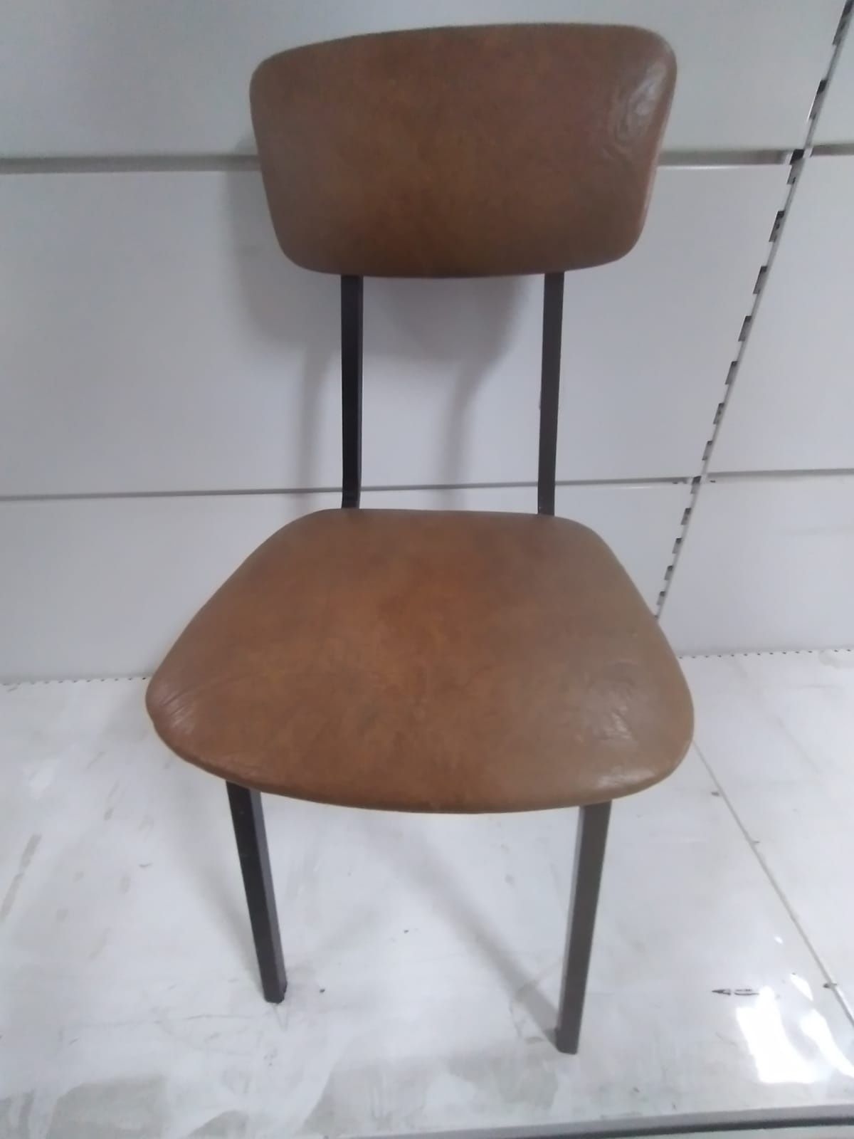 Cadeira de café (7,5€)