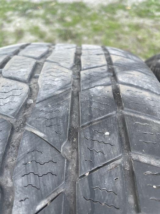 Opony 225/50/R18 wielosezonowe
