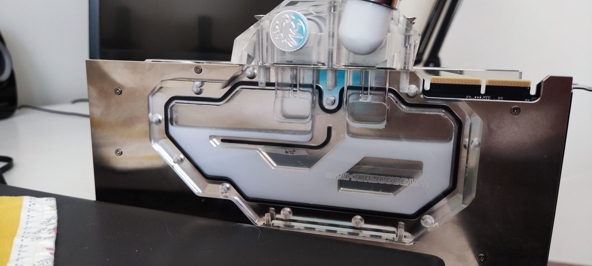 Waterblock Gigabyte RTX3090 active backplate Bykski N-GV3090GMOC-TC-V2