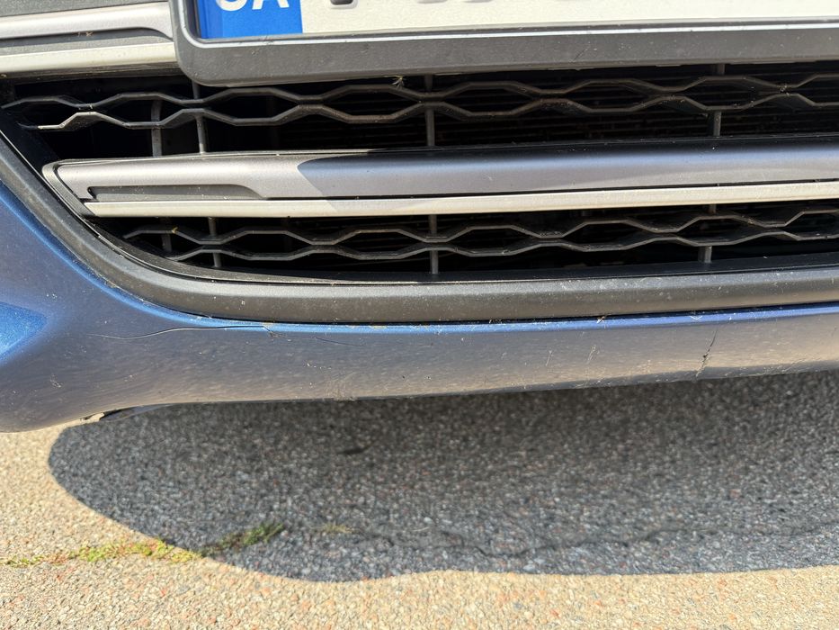 Hyundai Elantra GT 2.0 автомат