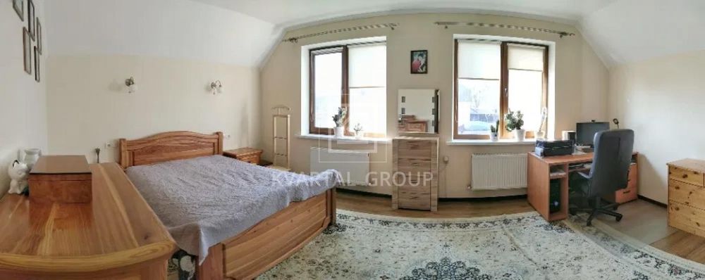 Продам два будинки за ціною одного!