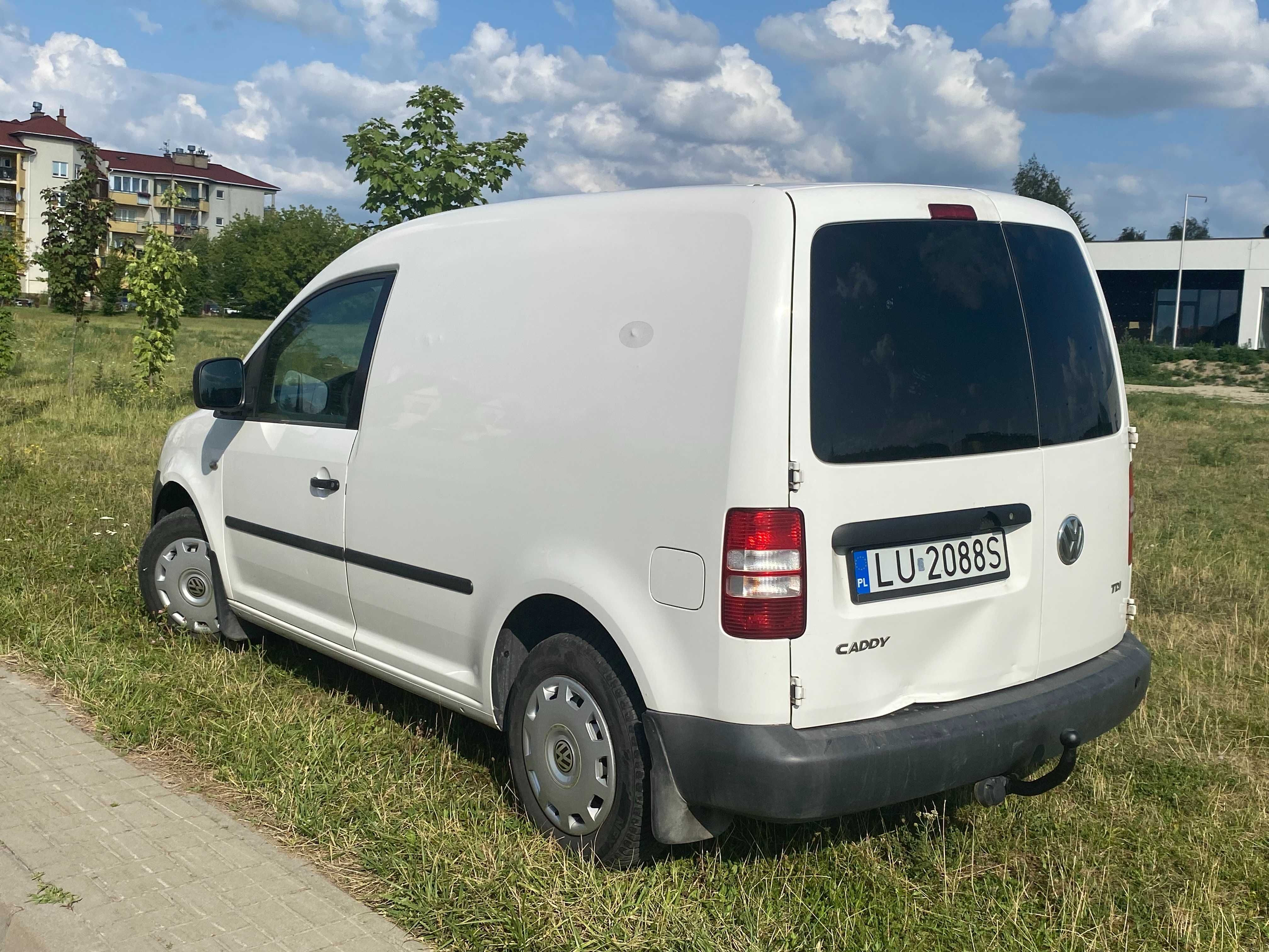 vw caddy lift 1,6 diesel fra vat 23 brutto  1 włąściciel salon