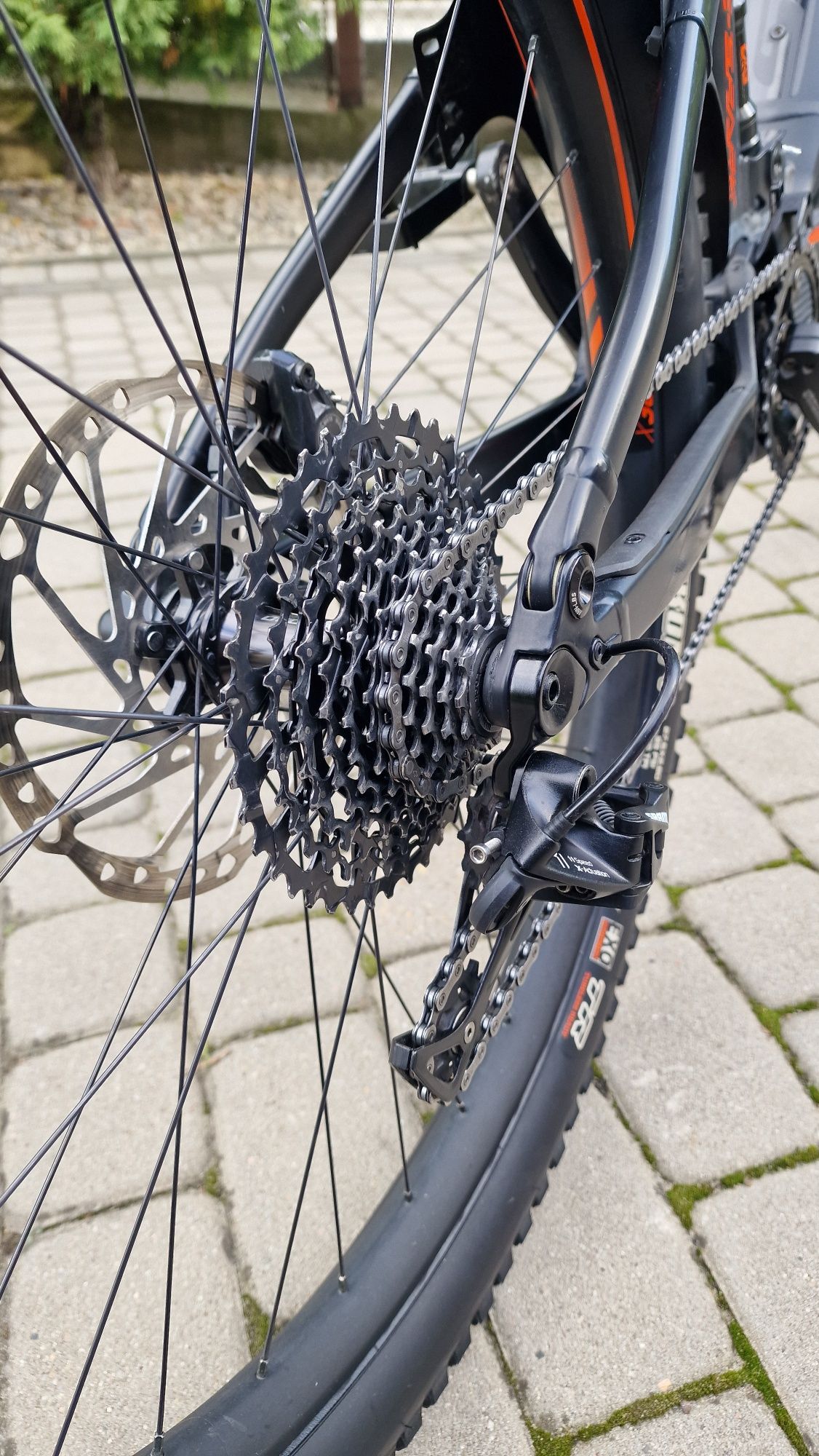 Scott e-spark 730