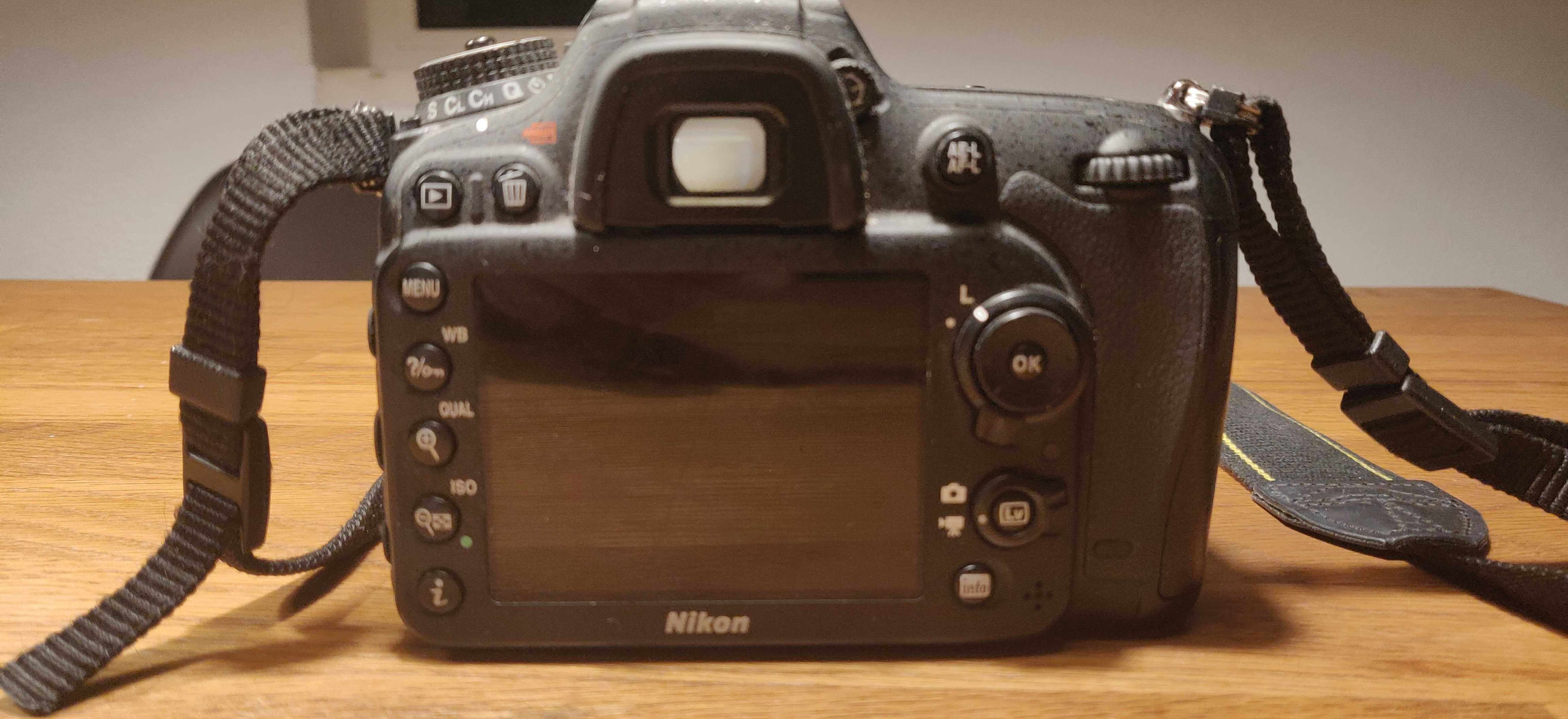 Nikon D7100 como nova, mais objectivas