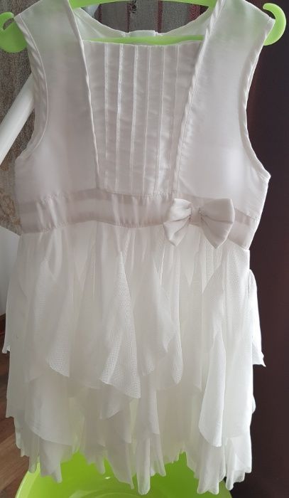 Sukieneczka - przepiękna biała perełka w roz. 73 - 76 cm