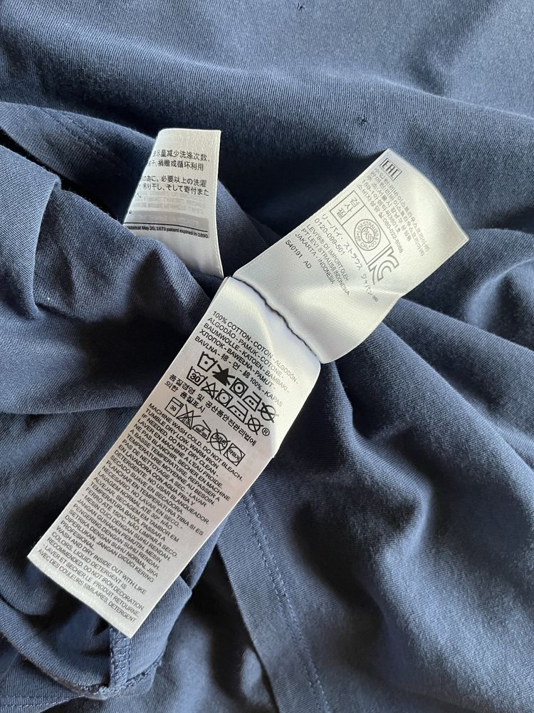 Bluzka t-shirt Levis granat bawełna cotton