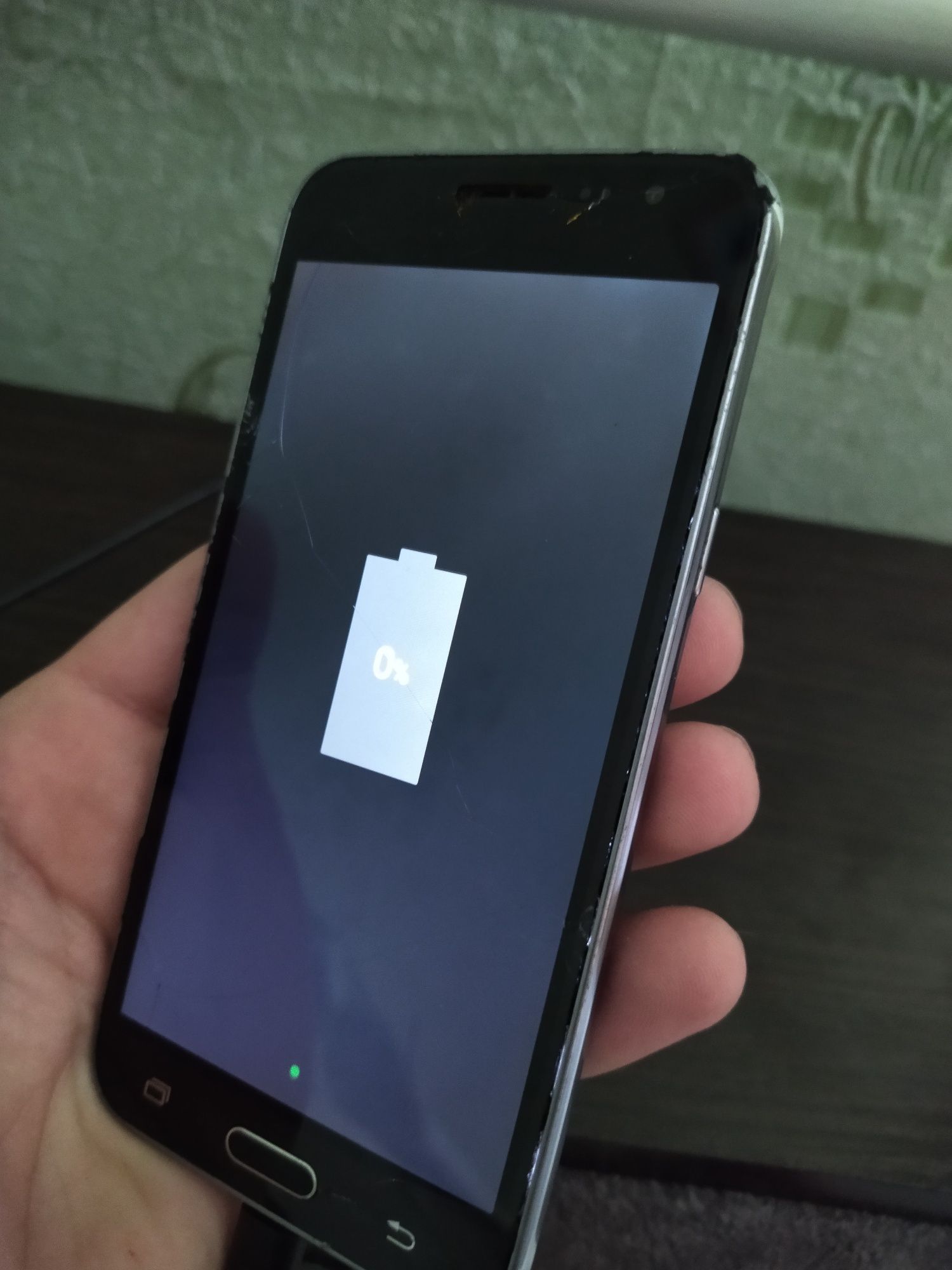 Продам  SAMSUNG j3