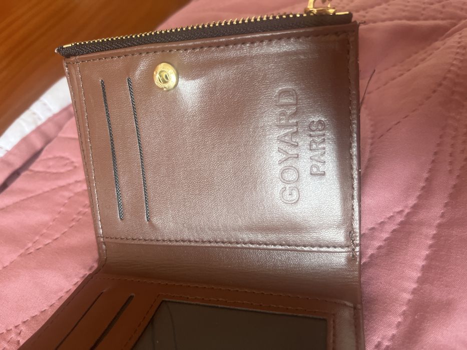 Carteira castanha goyard