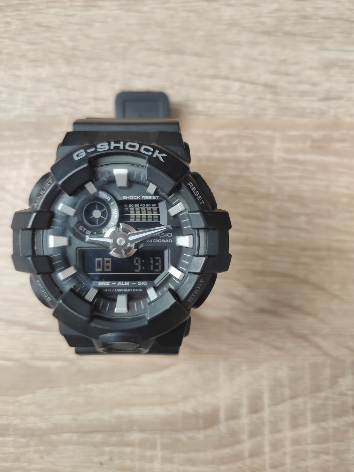 CASIO G-SHOCK GA700-1B оригінал