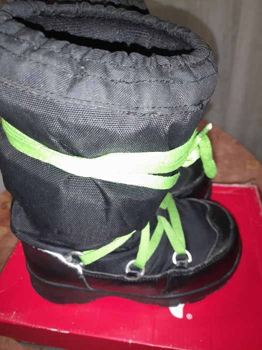 Детские  сапоги Reima