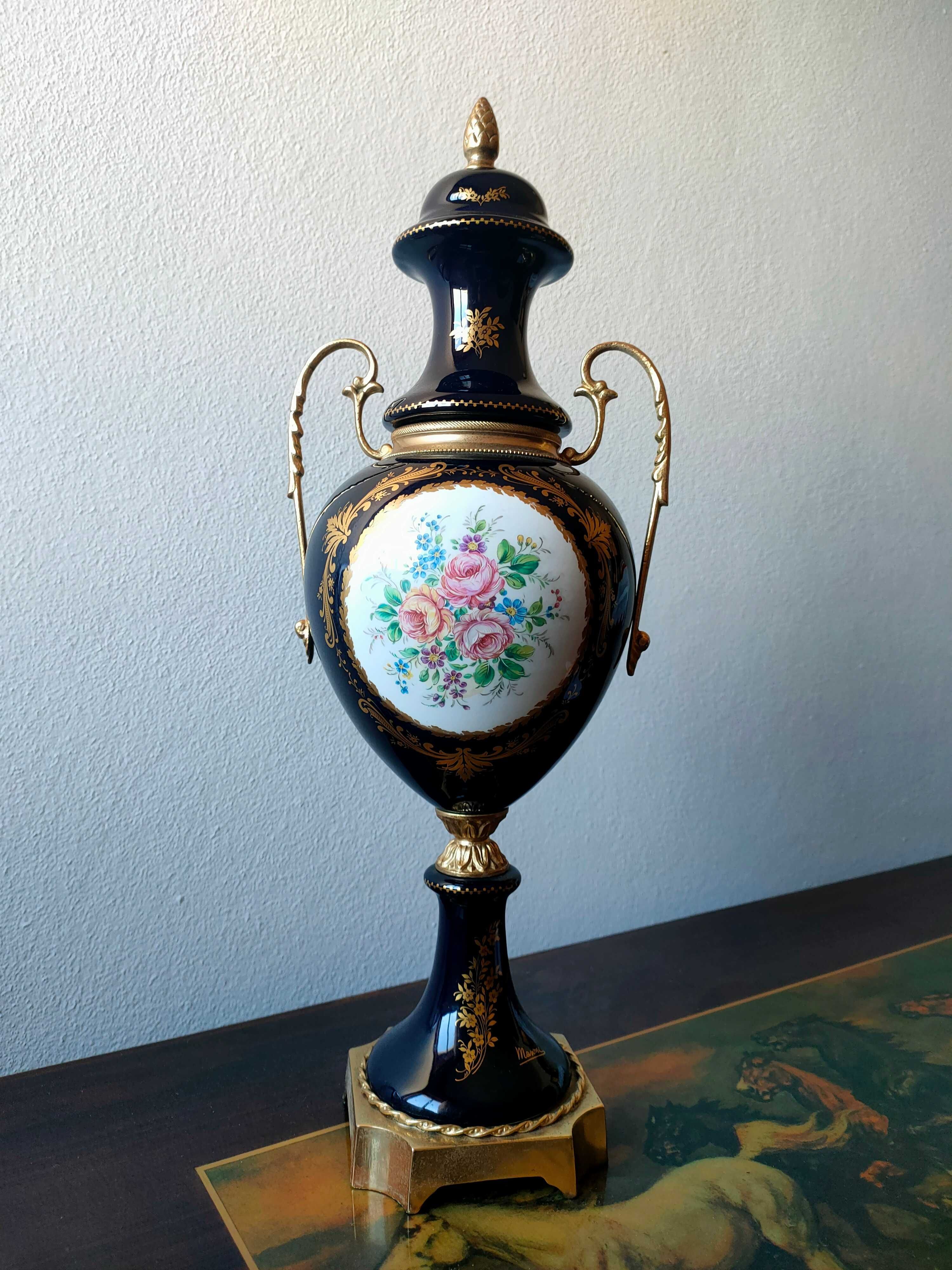 Conjunto Limoges - porcelana Masoni, pintado à mão (Azul Marinho).