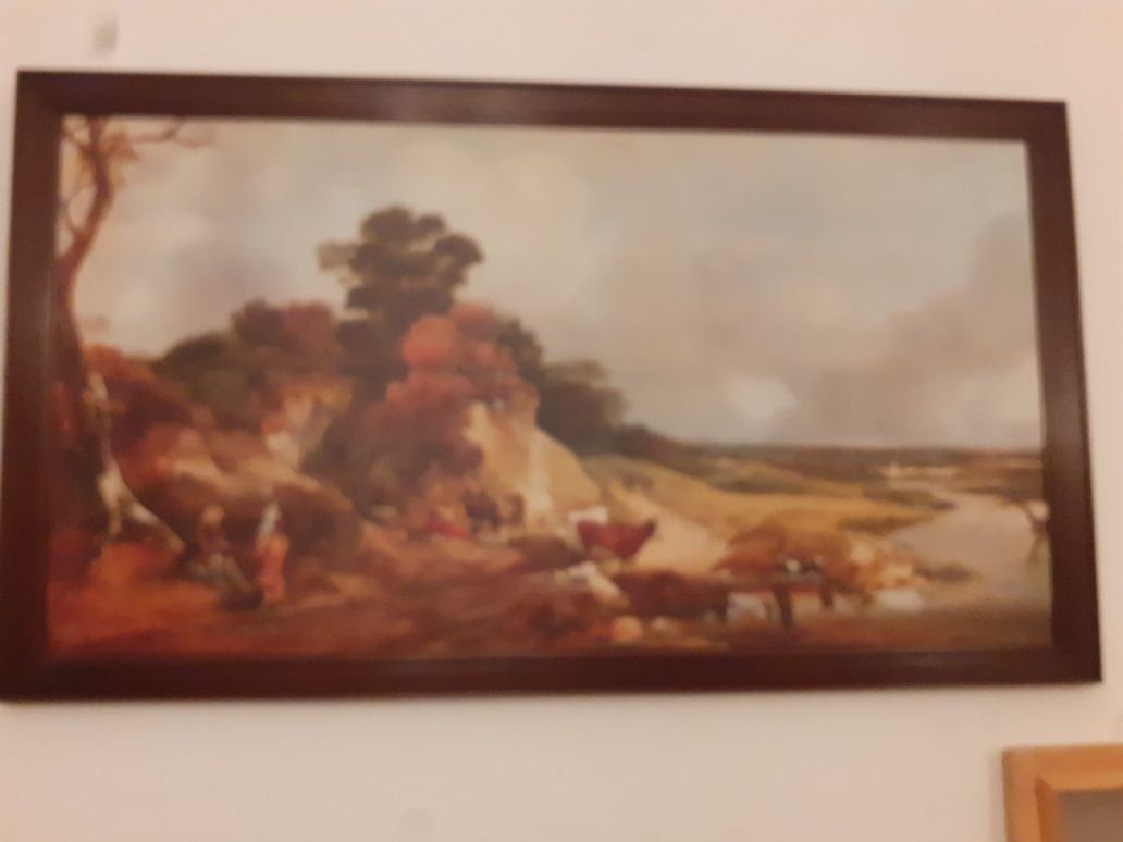 Quadro com moldura em madeira