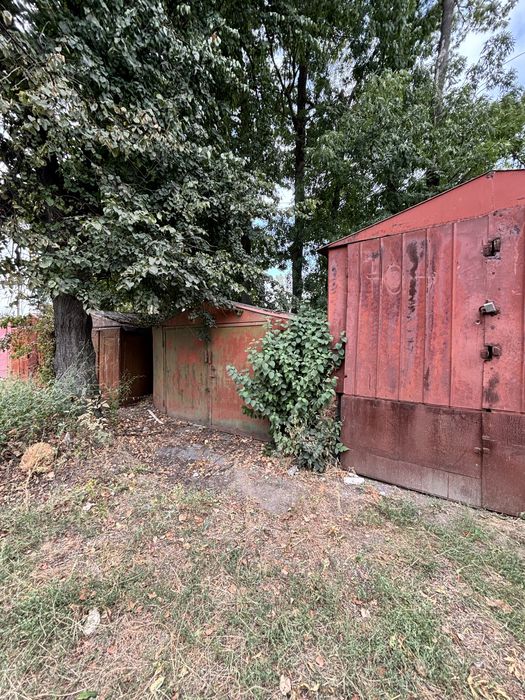 Продаю металевий гараж