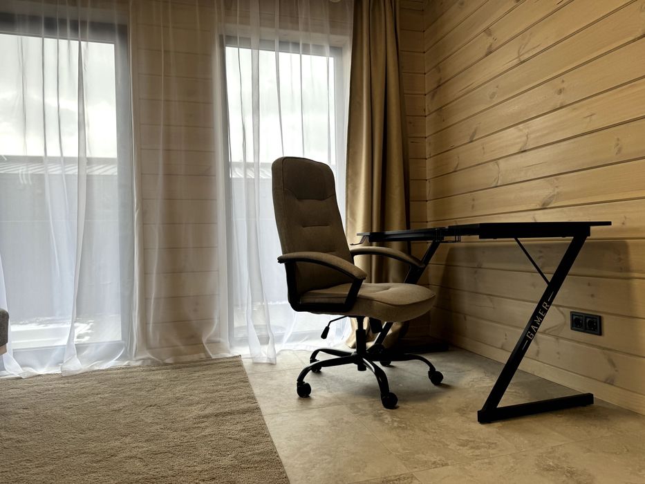 Оренда будинка з басейном Мануфактура Рославичи Васильків