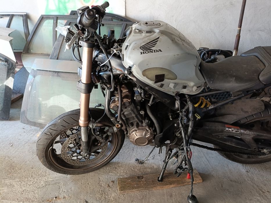 Części dokumenty  rama honda CB 650 RA 2021 rok