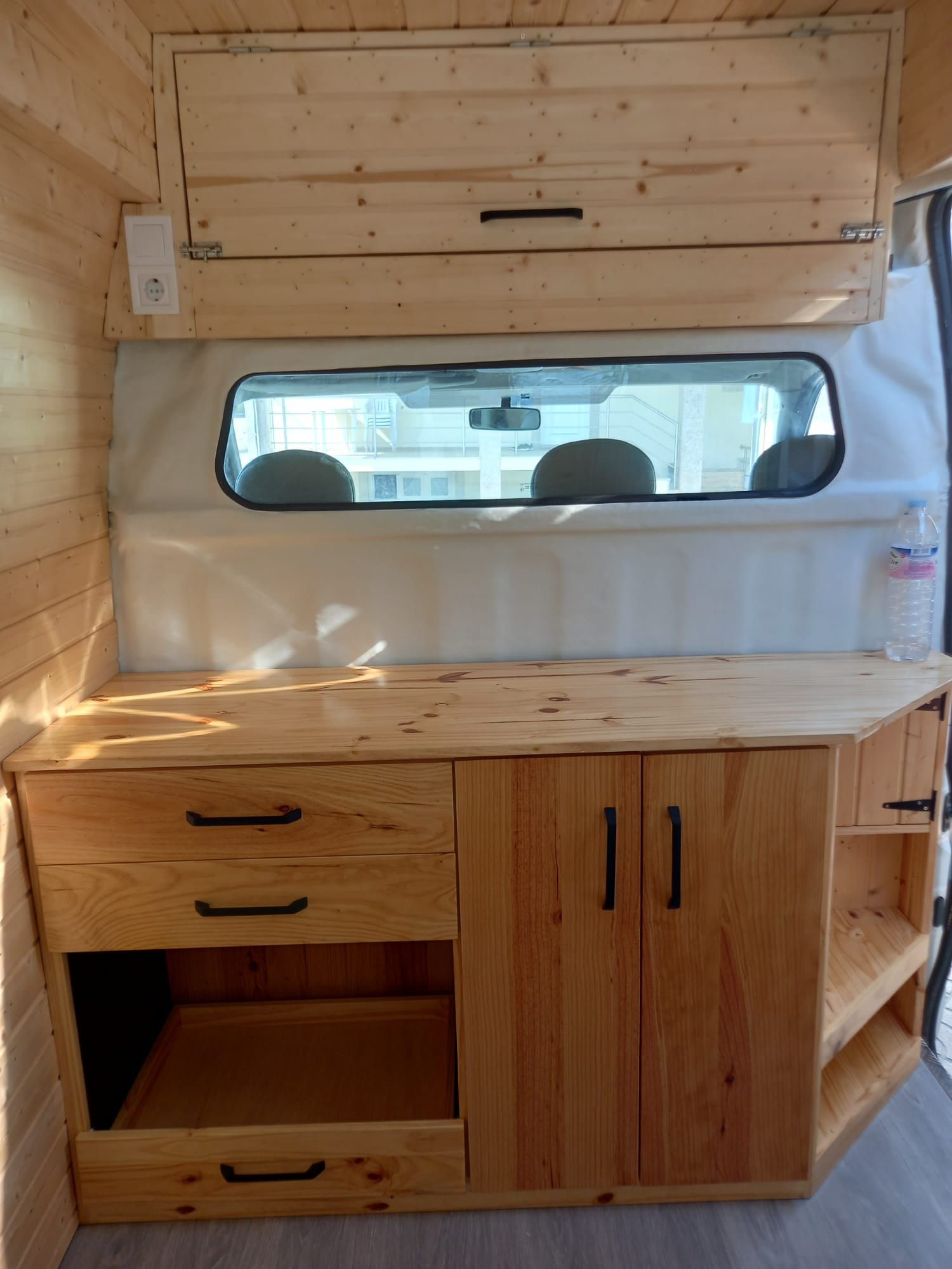 Campervan-Especial dormitório - aceito retomas
