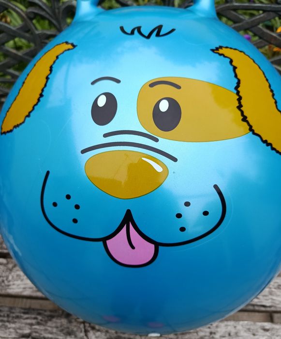 М'яч стрибун та для фітнесу.