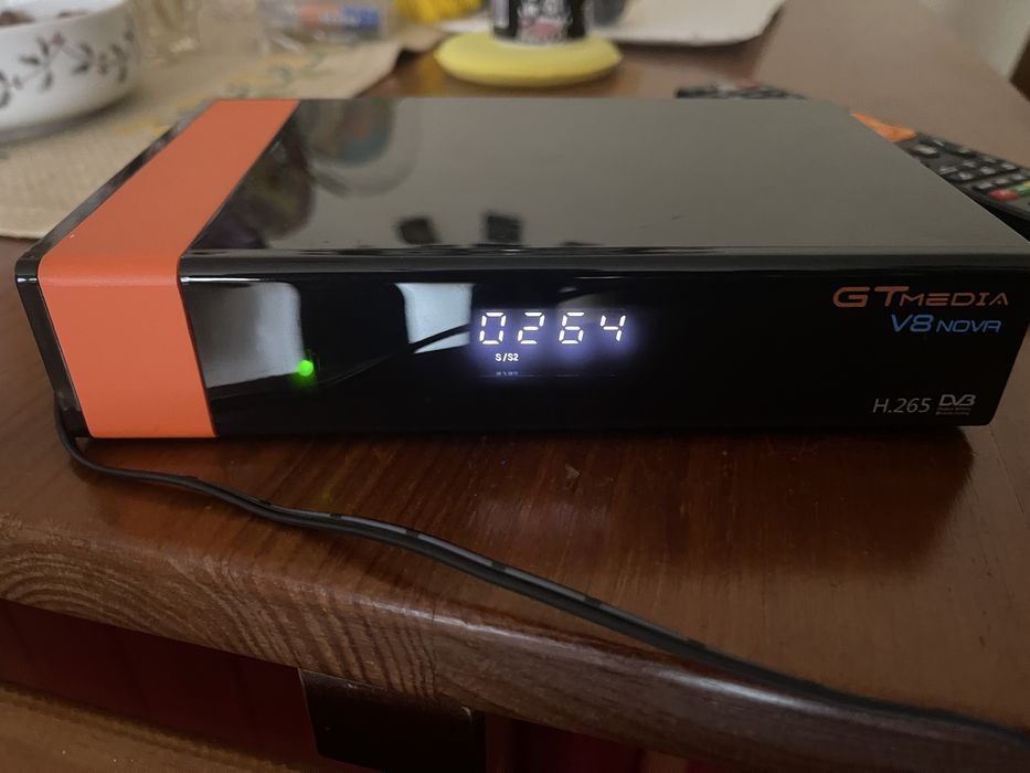 Recetor satelite GTMedia v8 nova