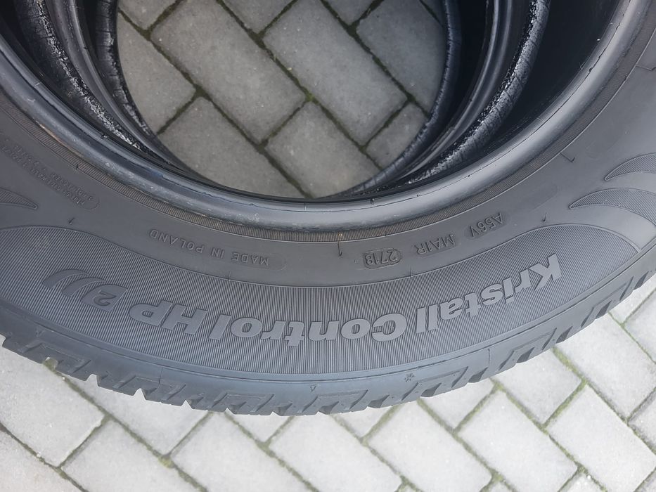 4x Opony Zimowe 215/65/16 98H Fulda Kristall Control HP2 Bieżnik 7mm