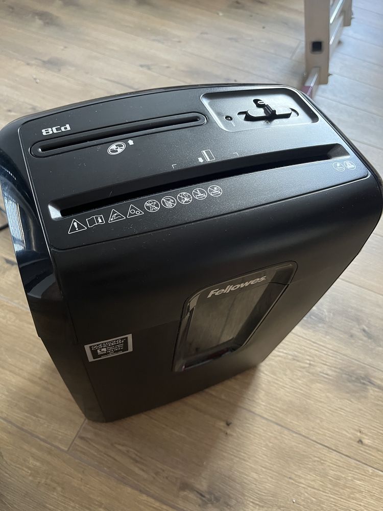 Niszczarka fellowes 8cd