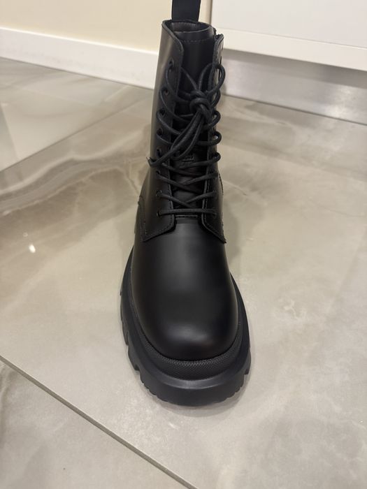 Продам черевики HUGO 40 розмір