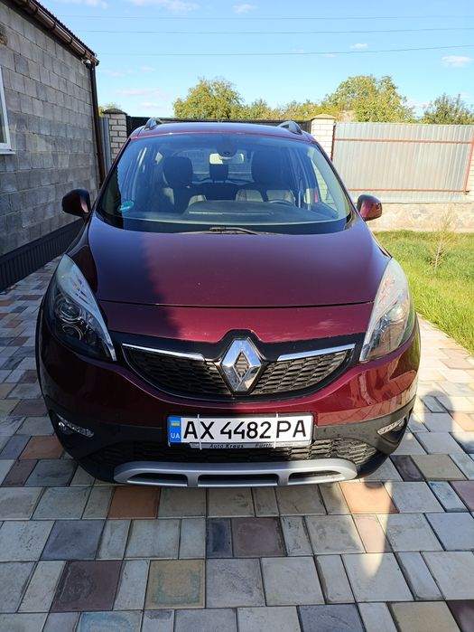 Продам Рено Меган Сценік