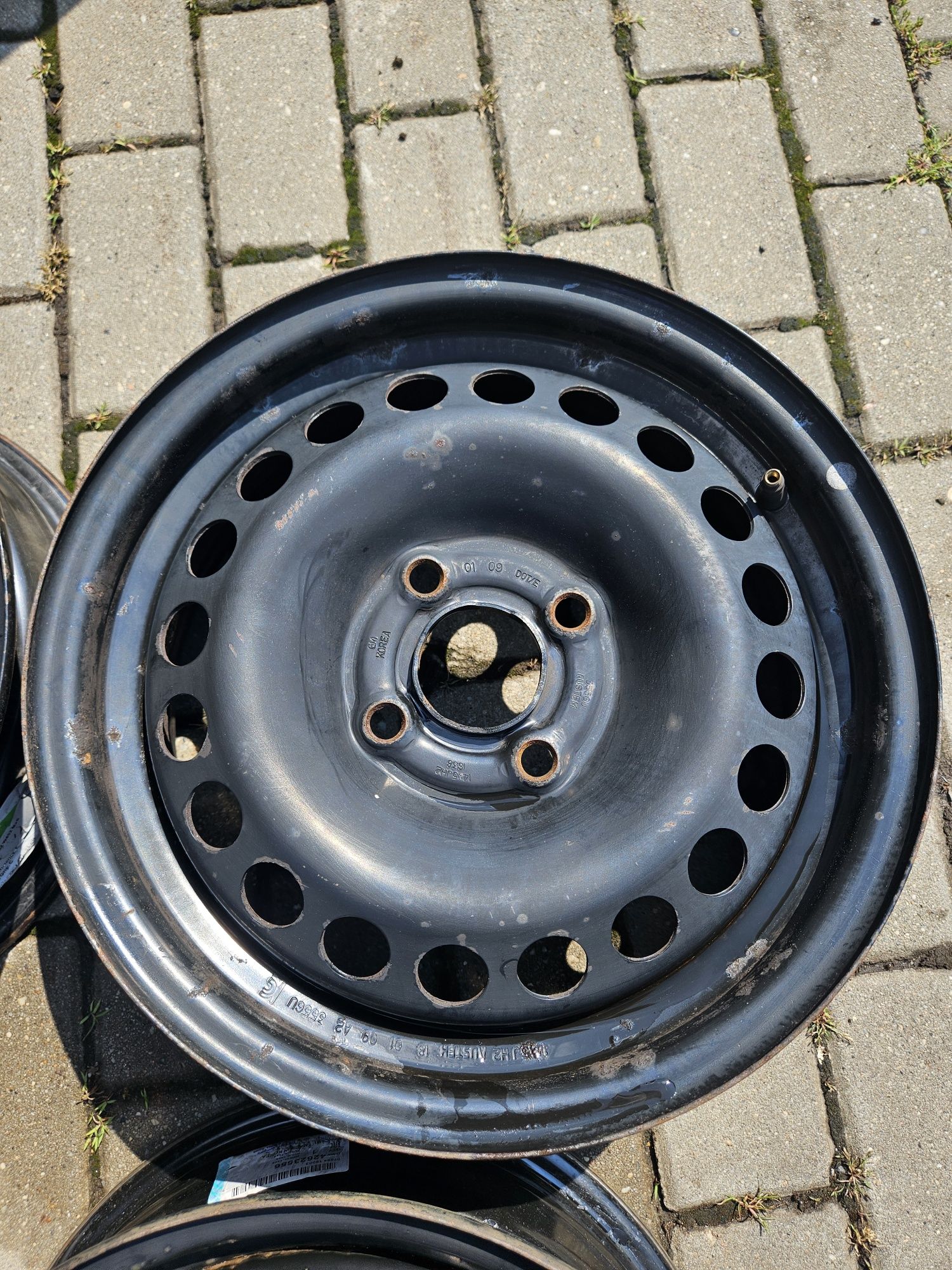 14 4x100 Felgi stalowe Opel Corsa