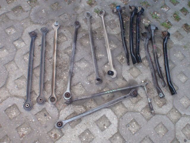 wahacz wahacze drążek stabilizacyjny wspornik zawieszenie tył alfa romeo 156  147 oryginal jak nowy