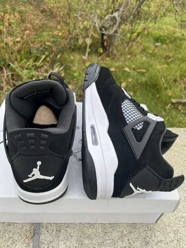 Tr.ampki/.NIKE/.Air_/JODAN-4_|Retro|Biały* Grzmot|R.37.5