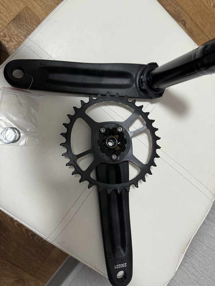 Нові шатуни Sram X1 EAGLE Dub 32 T