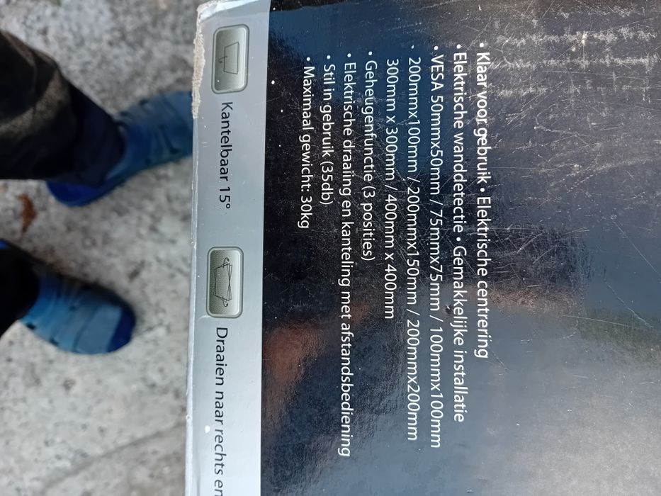 Sprzedam wieszak na tv elektryczny