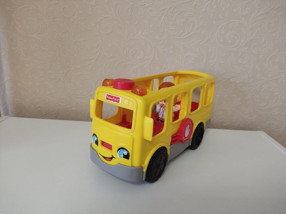 Fisher price  школьный автобус музыкальный