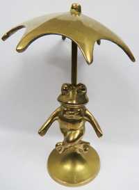 Mosiężna żaba figurka żaby z parasolką Vintage brass frog