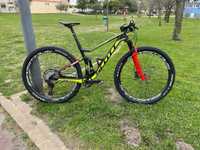 Bicicleta de BTT