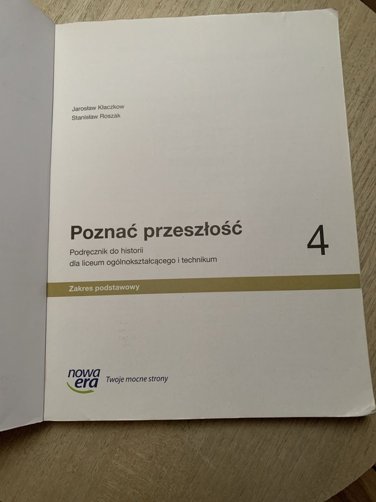 Podręcznik do histori poznać przeszłość 4