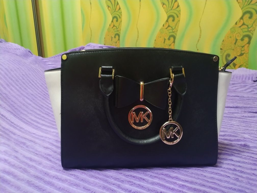 Сумка  Michael Kors