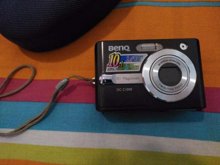 Máquina fotografica BENQ DC C1000