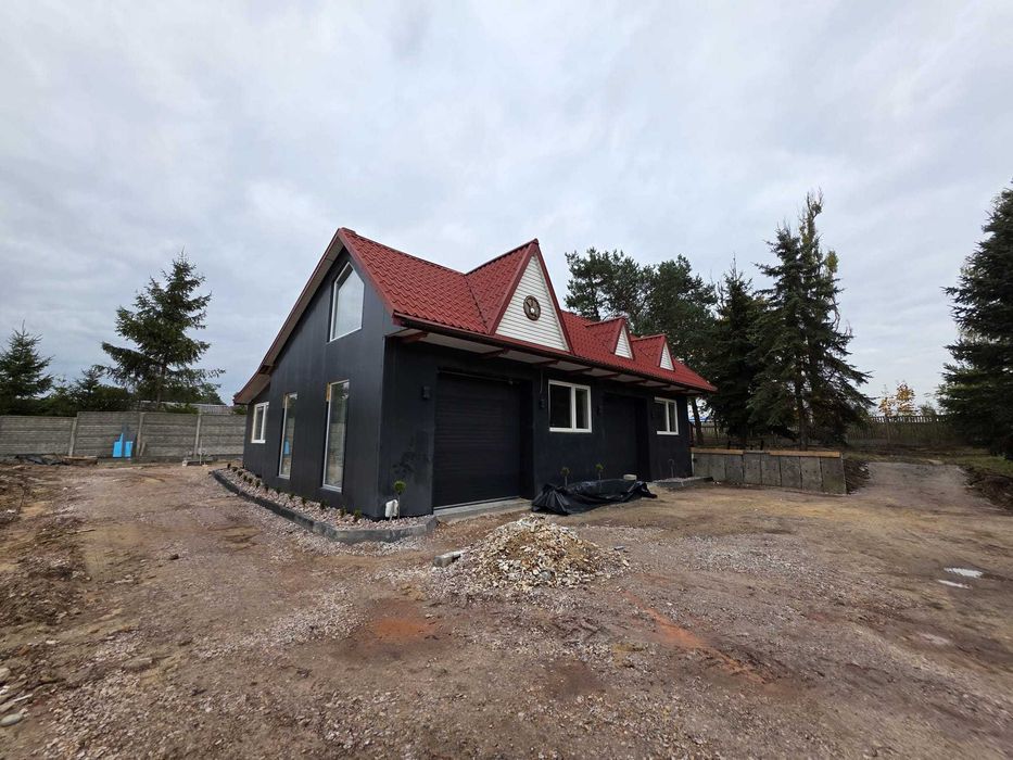 Hala 100m2 w Okolicy Kielc z mieszkaniem nad halą 50m2