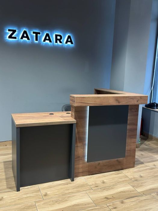 Рецепшн з дерева