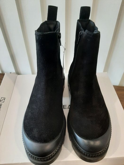 Botim de camurça preto novo