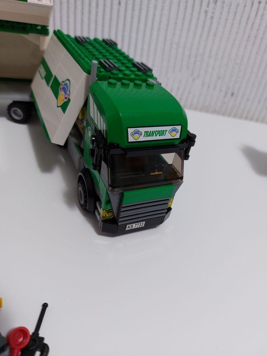Lego City 7733 Ciężarówka i podnośnik widłowy