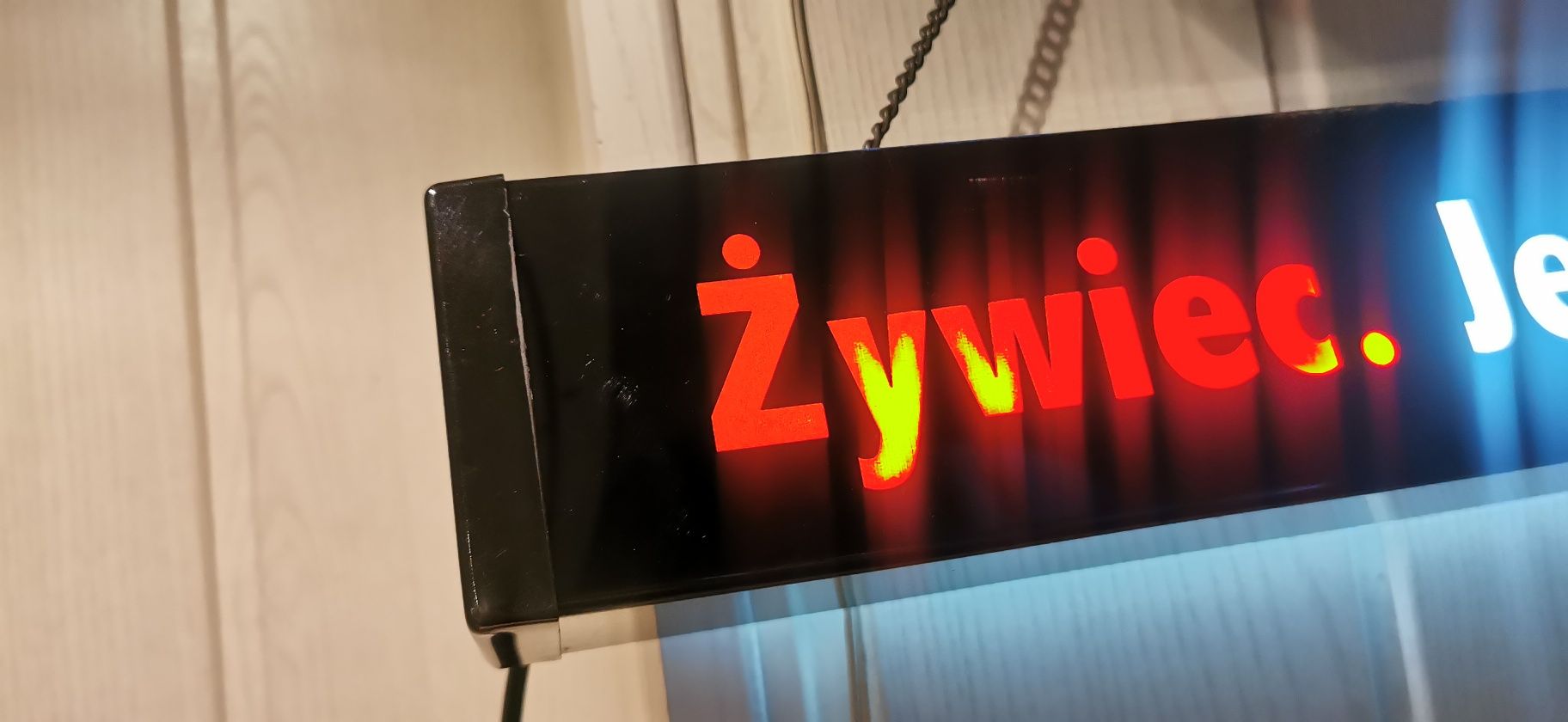 Nowa lampa ledowa podświetlana