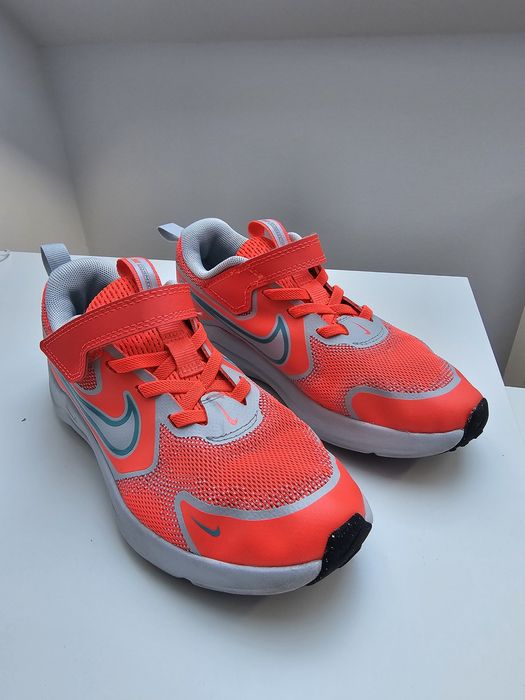 Buty sportowe dziecięce rozmiar 31,5 Nike stan idealny