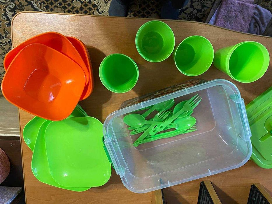 Набор посуды для пикника пластиковая на 6 персон