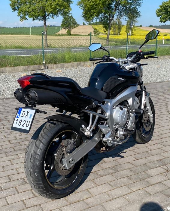 Yamaha FZ6 wtrysk nowa opona i serwis zadbany