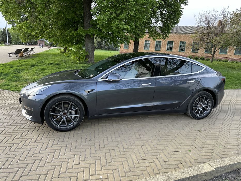 Tesla 3 Standard Range Plus Тесла 2019