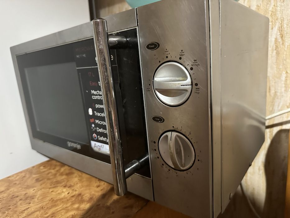 Мікрохвильовка Gerenje під ремонт