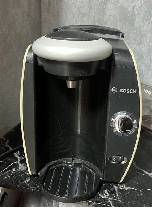 Кавоварка Bosch Tassimo