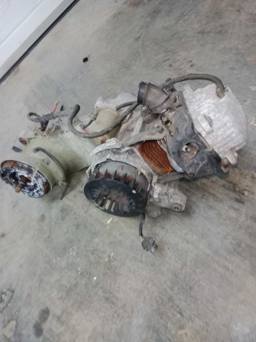 aprilia scarabeo 50 silnik 50ccm 4 t 4t