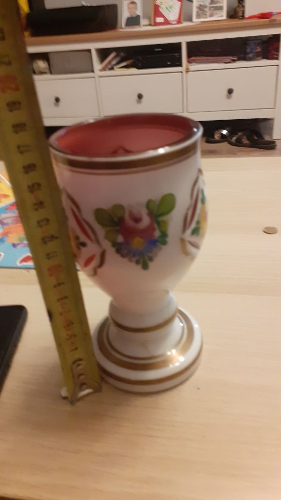 Puchar szkło mleczne Bochemia